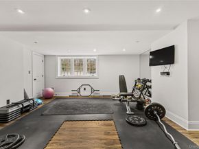 19 Park Drive S, Rye NY 10580
