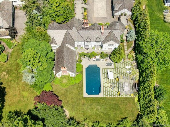 19 Park Drive S, Rye NY 10580