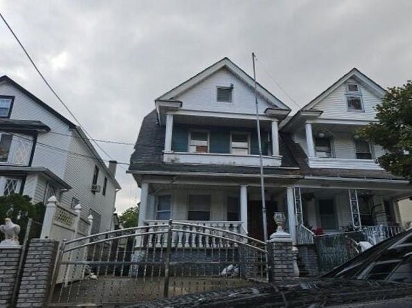 105 -20 88TH Street, Ozone Park NY 11417