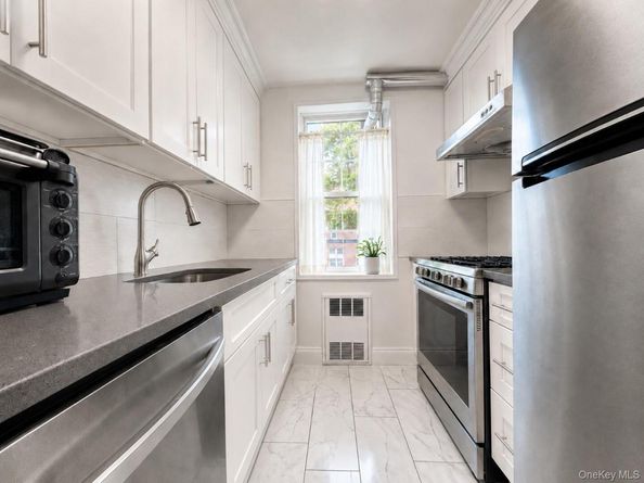 65-65 Wetherole Street 5R, Rego Park NY 11374