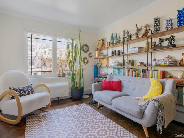 25 Meserole Street 3R, Brooklyn NY 11206