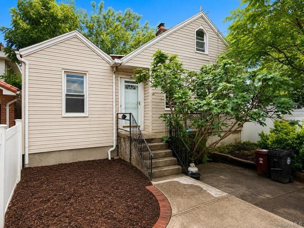 1841 124th Street, College Point NY 11356