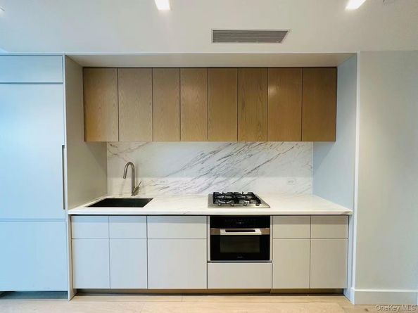 208 Delancey Street 10E, New York (Manhattan) NY 10002