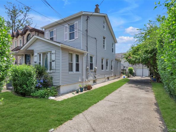 21414 104th Avenue, Queens Village NY 11429