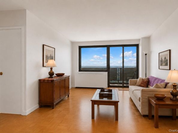 175-20 Wexford Terrace 15U, Jamaica Estates NY 11342