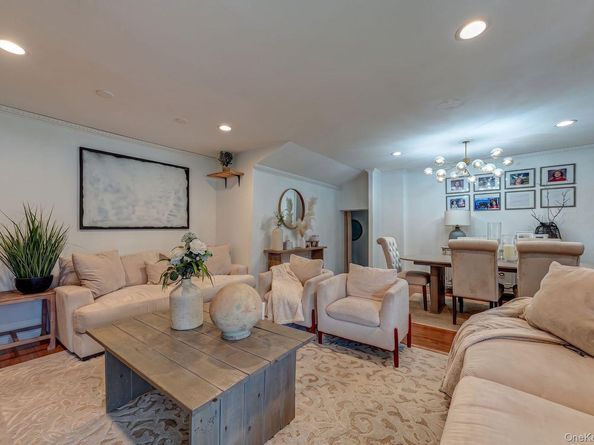 22 Dollard Drive, North Babylon NY 11703