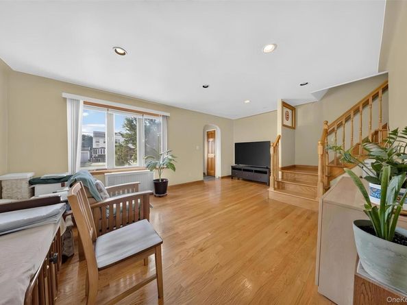 198-23 29th Avenue, Flushing NY 11358
