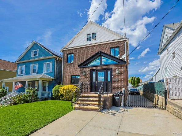 149-29 12th Road, Whitestone NY 11357