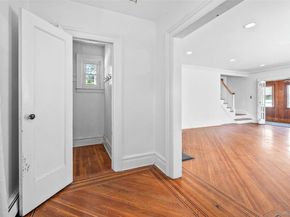15 Maine Avenue, Rockville Centre NY 11570