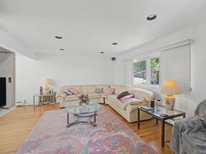 205 Halsey Avenue, Jericho NY 11753