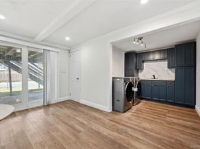 18 Park Drive E, Syosset NY 11791