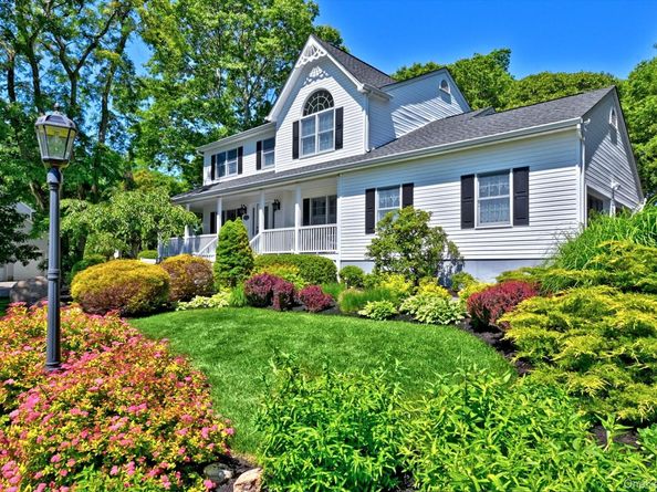 202 Fairway Drive, Wading River NY 11792