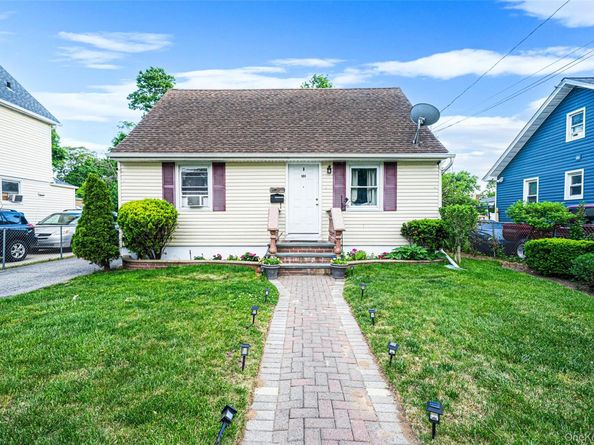 101 Woods Avenue, Roosevelt NY 11575
