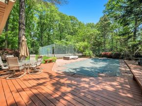 28 Penn Drive, Dix Hills NY 11746