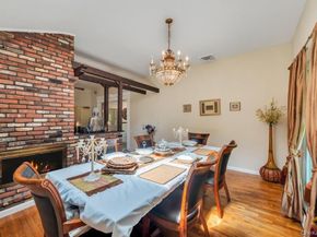 28 Penn Drive, Dix Hills NY 11746