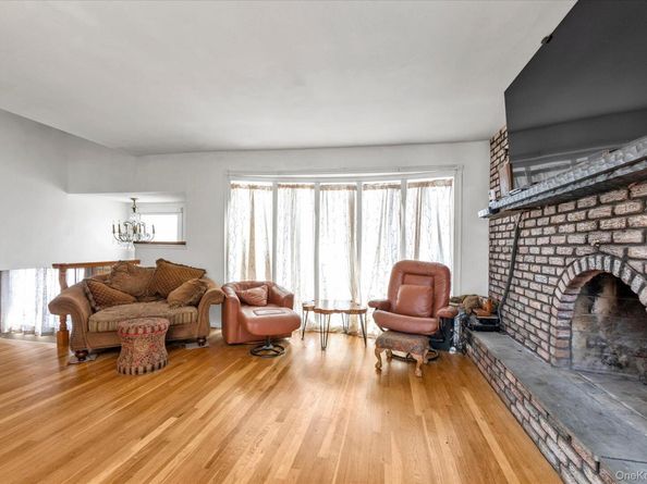 2760 Bellmore Avenue, Bellmore NY 11710