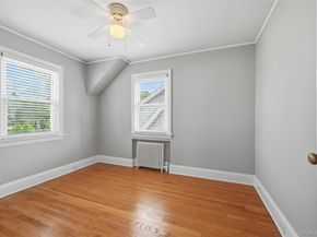 63 Andrew Street, Manhasset NY 11030