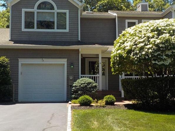 22 Kettle Hole Road, Manorville NY 11949