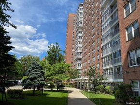 4310 Kissena Boulevard 2B, Flushing NY 11355