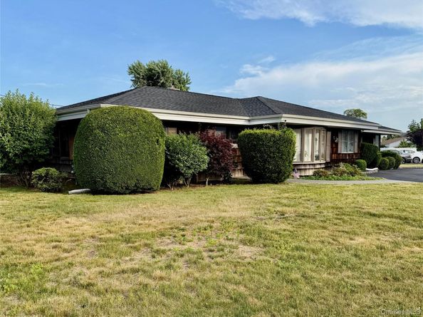 89 Bruce Avenue, Hicksville NY 11801