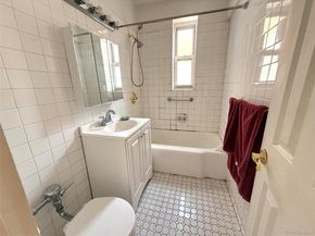 6393 Woodhaven Boulevard 6F, Rego Park NY 11374