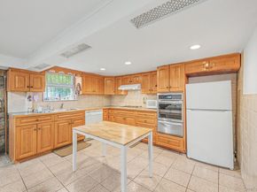 2015 36th Street, Astoria NY 11105