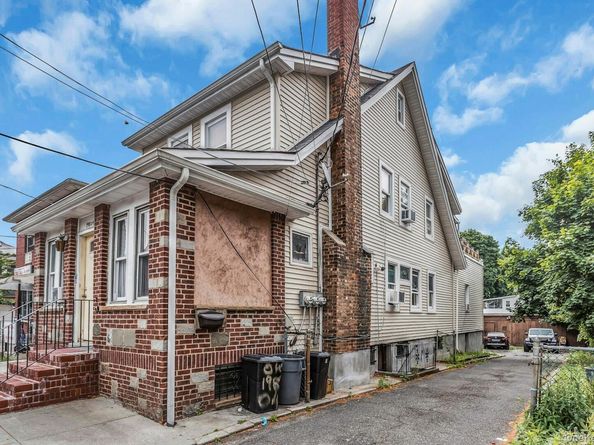 19804 Hillside Avenue, Hollis NY 11423