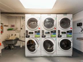 43 N Forest Avenue G3, Rockville Centre NY 11570