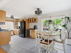 107 E Shore Road, Lindenhurst NY 11757