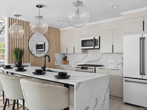 12 North Quarter Rd, Westhampton NY 11977