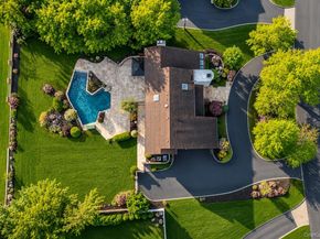 6 Polo Court, Woodbury NY 11797