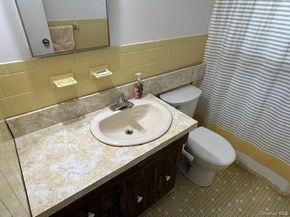 140 Union Avenue B, Lynbrook NY 11563