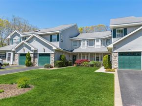 46 Willow Wood Drive 46, East Setauket NY 11733