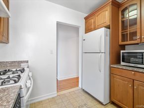 142 Garth Road 5K, Scarsdale NY 10583