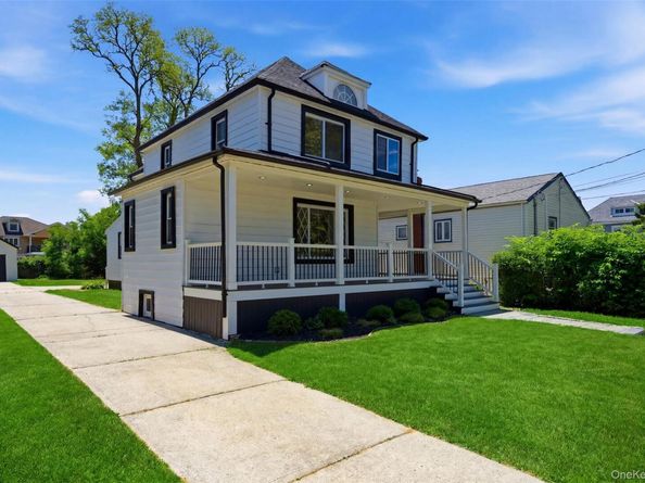 135 Whaley Street, Freeport NY 11520