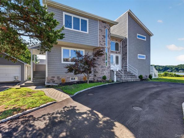 35 Adams Avenue, Bayville NY 11709