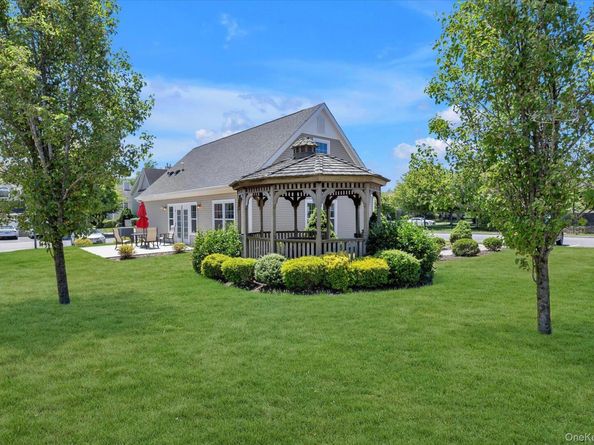 160 Christine Drive, Dix Hills NY 11746