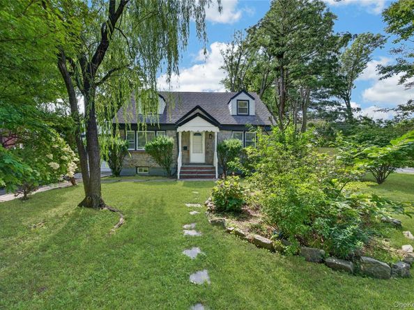343 Sylvan Lane, Westbury NY 11590