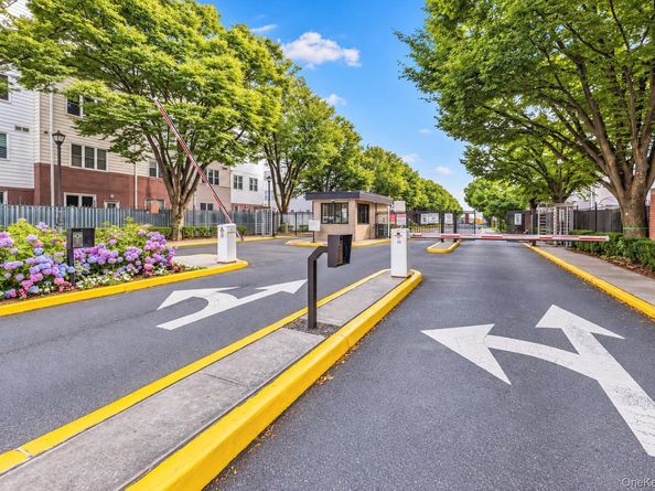 106 Sunset Boulevard 11106, Bronx NY 10473