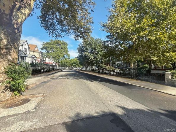 107-27 109th Street, Richmond Hill S. NY 11419