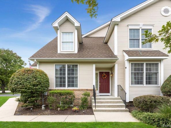 12 Sassinoro Boulevard, Cortlandt Manor NY 10567