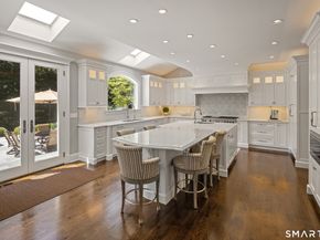 110 Queens Grant Drive, Fairfield CT 06824