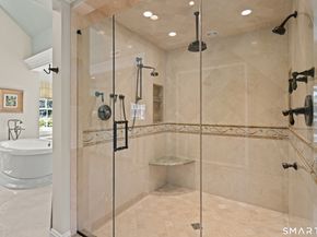 110 Queens Grant Drive, Fairfield CT 06824