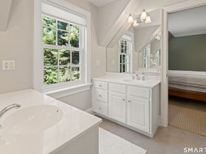 110 Queens Grant Drive, Fairfield CT 06824