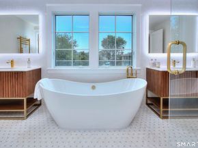 22 Apple Tree Trail, Westport CT 06880