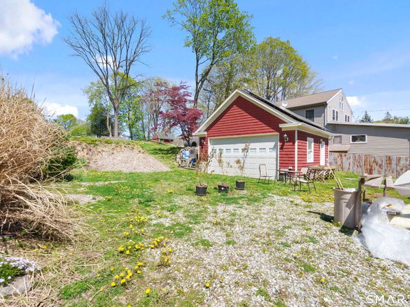 9 Reservoir Street, Bethel CT 06801