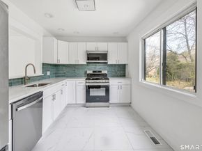638A Onondaga Lane, Stratford CT 06614