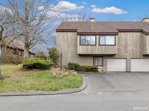 638A Onondaga Lane, Stratford CT 06614