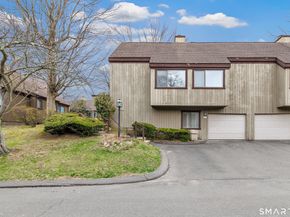 638A Onondaga Lane, Stratford CT 06614