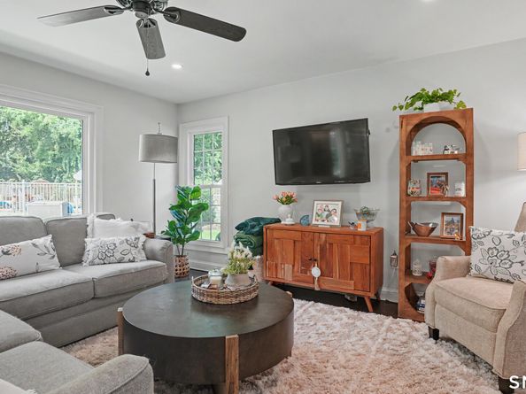 81 Trails End Road, Weston CT 06883